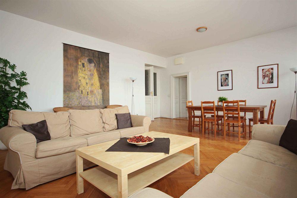 Leo Apartments Old Town Prague Ngoại thất bức ảnh