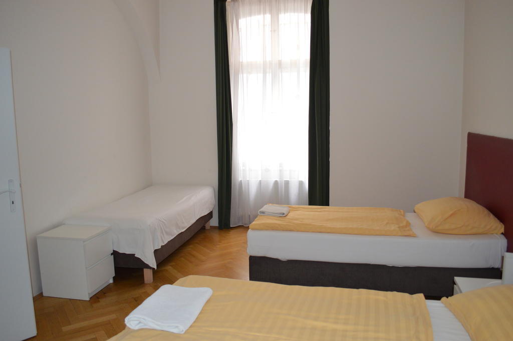Leo Apartments Old Town Prague Ngoại thất bức ảnh