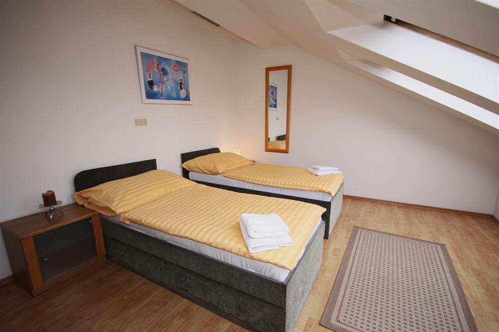 Leo Apartments Old Town Prague Ngoại thất bức ảnh
