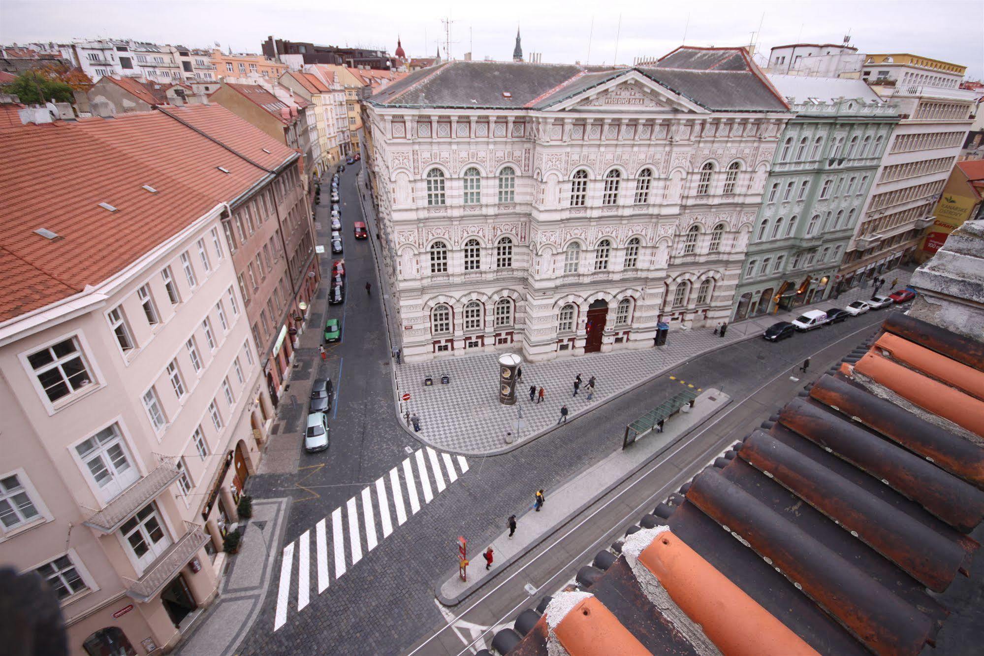 Leo Apartments Old Town Prague Ngoại thất bức ảnh